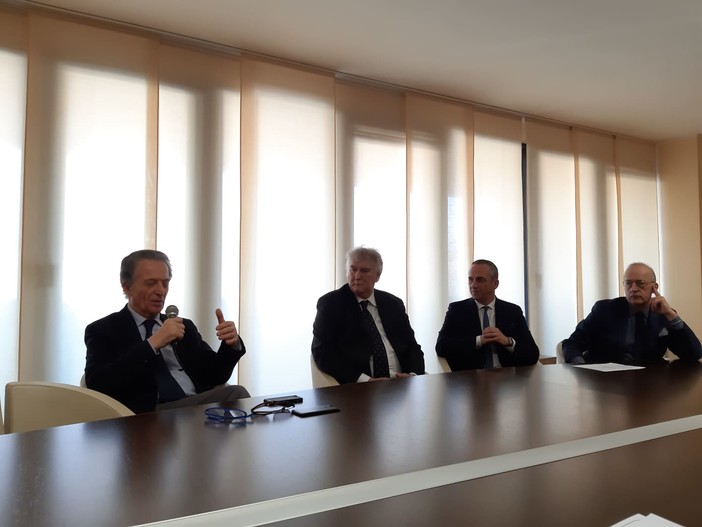 “Il futuro è adesso”: Confcommercio e Antenna Blu insieme per far conoscere il territorio savonese