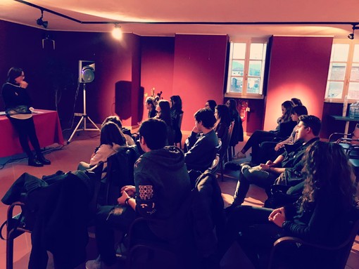 Davide Comentale trasforma il Natale in musica a Loano, Albenga e Borghetto