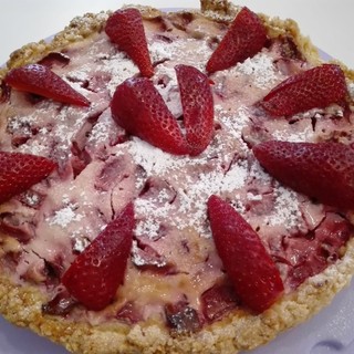 La crostata di fragole e ricotta, impariamo a farla con la video ricetta