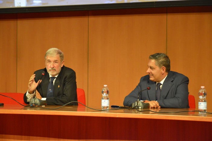 Il nuovo Ponte San Giorgio prossimo al varo, Bucci e Toti in coro: "Mai più tragedie, sforzi e risultati sempre così" (FOTO e VIDEO)
