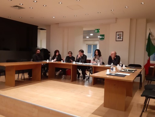 Spotorno, minoranza attacca: "Ci è arrivato il memo della seconda convocazione del consiglio comunale, ma è illegittima"