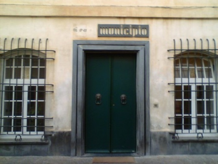 Celle, trovati otto medaglioni che raffigurano storici personaggi cellesi: via al restauro Celle, trovati otto medaglioni che raffigurano storici personaggi cellesi: via al restauro