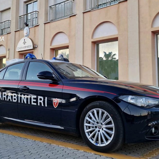 Evade dai domiciliari per vedere la fidanzata: 19enne arrestato a Borghetto Evade dai domiciliari per vedere la fidanzata: 19enne arrestato a Borghetto