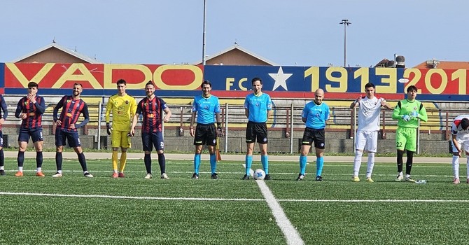 Calcio | Serie D. Il Vado ha buon gioco contro la Valenzana, decidono le triplette di Vita e De Rinaldis