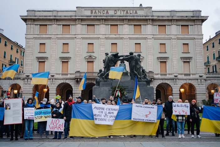 Savona, il corteo e il presidio della comunità ucraina a due anni dall'inizio del conflitto (FOTO) Savona, il corteo e il presidio della comunità ucraina a due anni dall'inizio del conflitto (FOTO)
