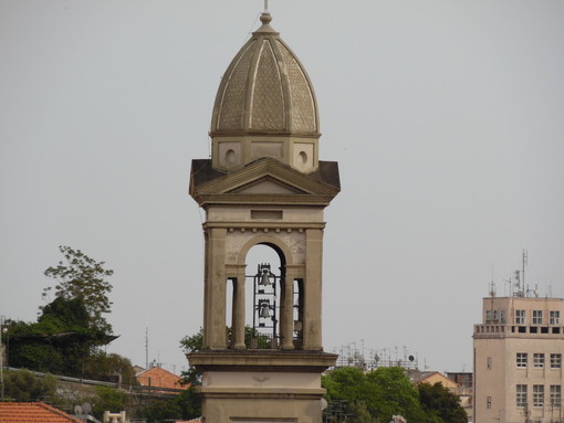 Savona, la melodia delle nuove campane di San Francesco da Paola allieta il quartiere: "Gli anziani riscoprono lo scadenzare del tempo" Savona, la melodia delle nuove campane di San Francesco da Paola allieta il quartiere: "Gli anziani riscoprono lo scadenzare del tempo"