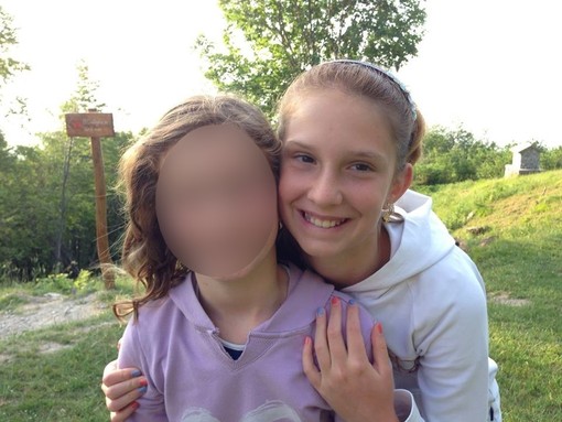 "Ci manchi tanto": Finale Ligure si stringe attorno alla famiglia Berruti e alla bara della piccola Alessia "Ci manchi tanto": Finale Ligure si stringe attorno alla famiglia Berruti e alla bara della piccola Alessia