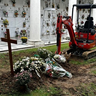 Albenga, manutenzione cimiteri. Porro attacca l'amministrazione Tomatis: "Si ride per non piangere"