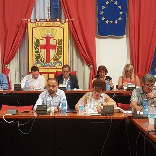 Albenga, approvata la variazione di assestamento generale al bilancio di previsione e il DUP Albenga, approvata la variazione di assestamento generale al bilancio di previsione e il DUP