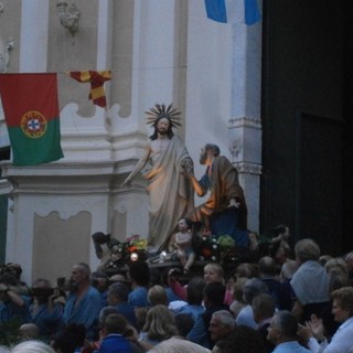Nell'immagine di repertorio, una passata edizione della processione di San Pietro