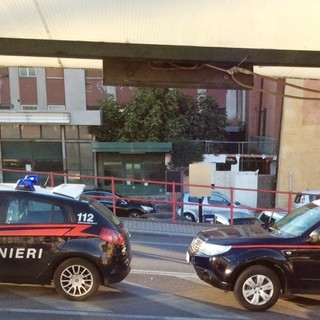 Notte di controlli ad Albenga, ispezionate case e strutture abbandonate: tre stranieri in manette