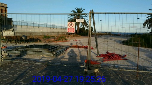 Spotorno, lavori alla terrazza a mare. Riccobene: "Incomprensibili i ritardi dopo cinque anni" Spotorno, lavori alla terrazza a mare. Riccobene: "Incomprensibili i ritardi dopo cinque anni"