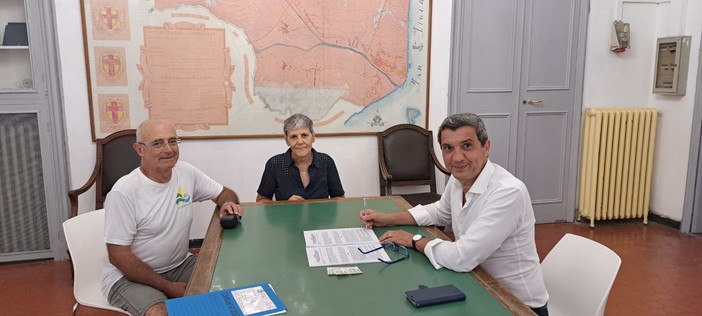 Manutenzione dei sentieri, Albenga rinnova la convenzione con il CAI: "Fondamentale per rendere competitivo e accessibile il nostro territorio"