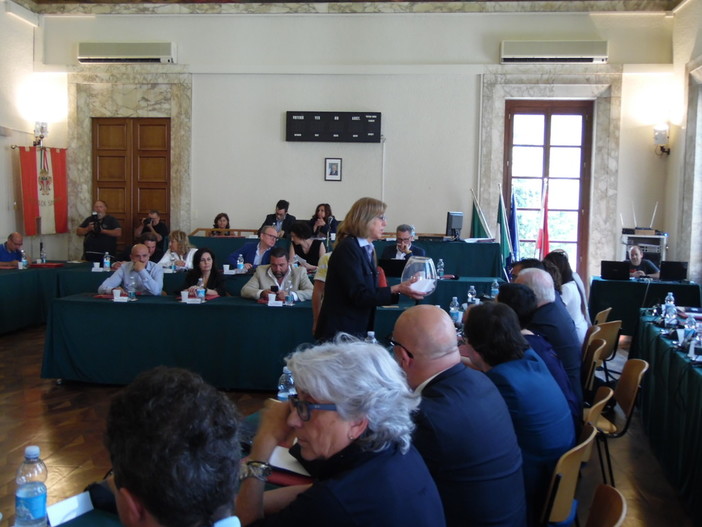 Savona, nessuna commissione d’indagine su ATA, M5S: "Operato della giunta in continuità con la precedente"