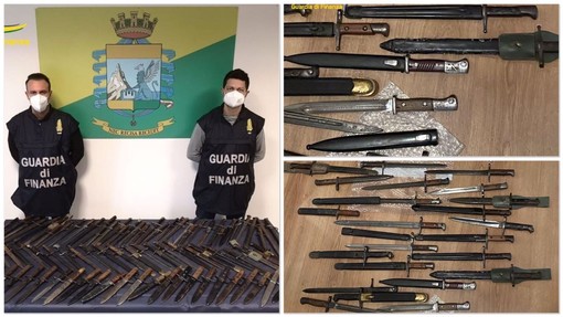 Savona, la Finanza denuncia 58enne per ricettazione e detenzione abusiva di armi: sequestrati 22 pugnali da guerra e 52 baionette Savona, la Finanza denuncia 58enne per ricettazione e detenzione abusiva di armi: sequestrati 22 pugnali da guerra e 52 baionette