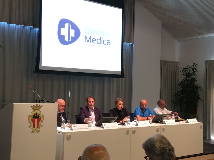 Grande partecipazione al congresso "Omnia Medica, l'importanza dello sport" a Savona