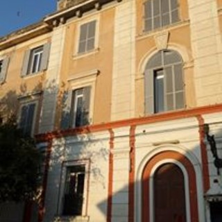 CIE ad Albenga nella Caserma Piave, tutti per il "No", cittadini: "Vogliamo certezze"