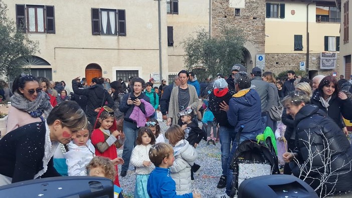 Villanova d'Albenga, grande successo domenica scorsa per il Carnevale (FOTO)