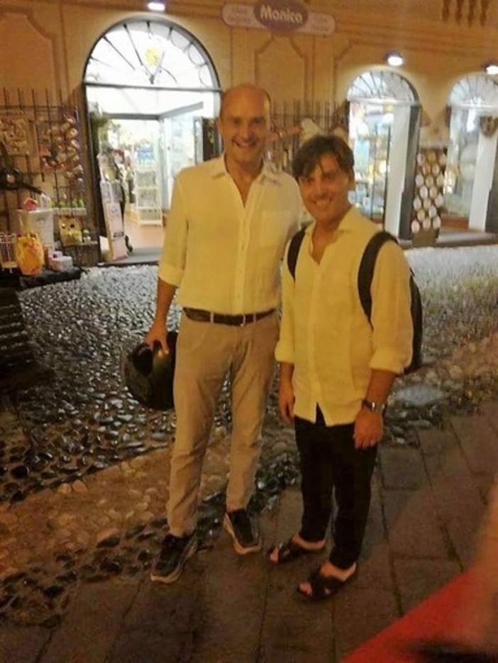 Calcio, Milan: l'Aeroplanino plana su Finalborgo. Breve vacanza sul Mar Ligure per Vincenzo Montella