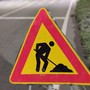 Villanova d’Albenga, iniziata la demolizione dell’ex frantoio pericolante: viabilità regolare con movieri