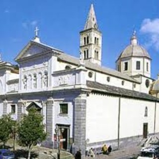 Alassio, l'organo ottocentesco suonerà con la maestria dell’organista inglese Christopher Stembridge