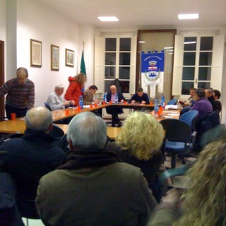 Carcare: in Consiglio è scontro sulla nuova piscina scoperta