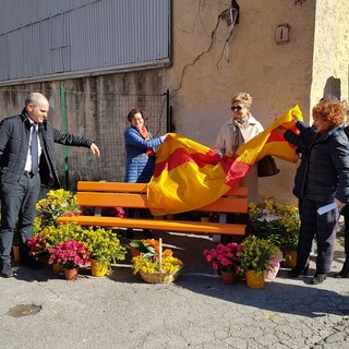 Albenga ritorna ad avere la sua "Panchina arancione"