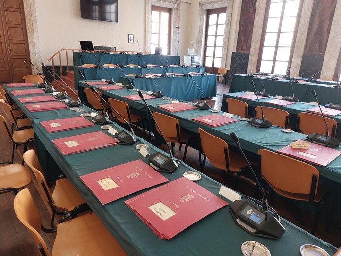 Savona, l'ultimo consiglio comunale dell'era Caprioglio: "Orgogliosa di essere stata a servizio della città" Savona, l'ultimo consiglio comunale dell'era Caprioglio: "Orgogliosa di essere stata a servizio della città"