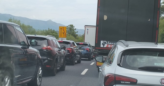Ponte del 2 giugno, stop ai cantieri su A10 e A6: le riaperture dal pomeriggio di venerdì 29 maggio
