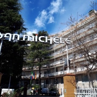 Albenga, i lavoratori della clinica San Michele preoccupati: “80 famiglie rischiano il posto”