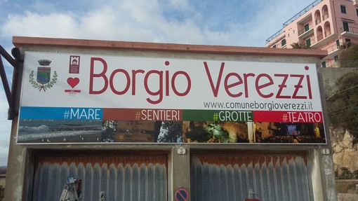Borgio Verezzi: nuovi cartelloni promozionali e nuova insegna per il "Gassman"