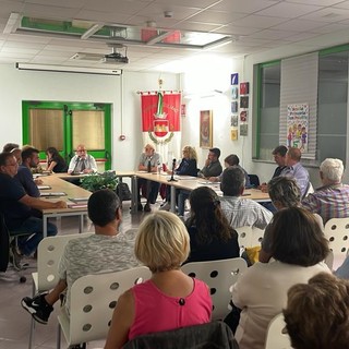 Quiliano, il Consiglio comunale compatto dice "No" al rigassificatore (FOTO)