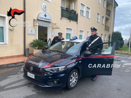 Loano, furto con spaccata in un negozio di abbigliamento: arrestato un giovane Loano, furto con spaccata in un negozio di abbigliamento: arrestato un giovane