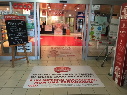 Dopo Carrefour anche i punti vendita Coop della provincia pensano all'apertura h 24