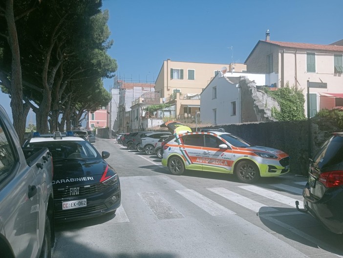 Albenga, giovane donna in overdose al Santa Corona in codice rosso
