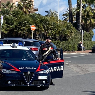 Rubano biciclette e bancomat durante la Granfondo di Laigueglia: arrestate due persone dai Carabinieri
