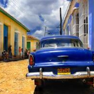 Incontri alla Ubik: “Cuba: un'isola che resiste”