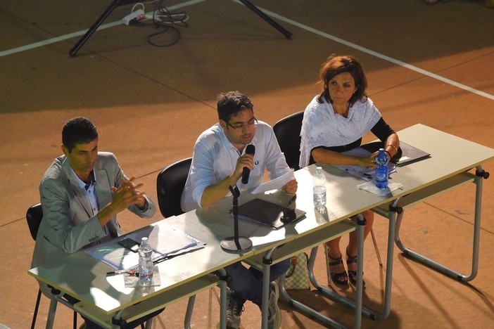 Esercitazione dei corpi speciali della Marina Militare 'Comsubin' a Ferrania: Cairo Democratica interroga il sindaco Lambertini Esercitazione dei corpi speciali della Marina Militare 'Comsubin' a Ferrania: Cairo Democratica interroga il sindaco Lambertini