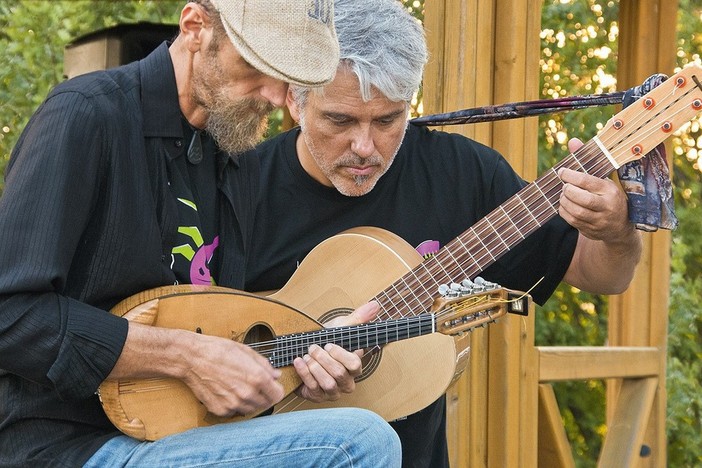 Quiliano, domenica 29 luglio “Dialoghi sonori tra chitarra e mandolino” Quiliano, domenica 29 luglio “Dialoghi sonori tra chitarra e mandolino”