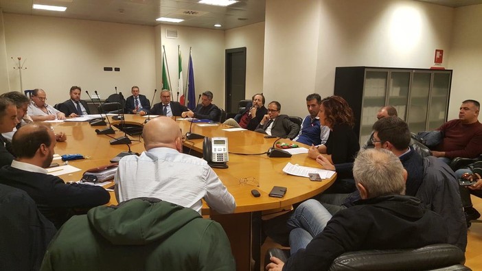 Bombardier, il consiglio regionale approva l’ordine del giorno vadese, sindaco Giuliano: "Entro 48 ore si sblocchi la commessa" Bombardier, il consiglio regionale approva l’ordine del giorno vadese, sindaco Giuliano: "Entro 48 ore si sblocchi la commessa"