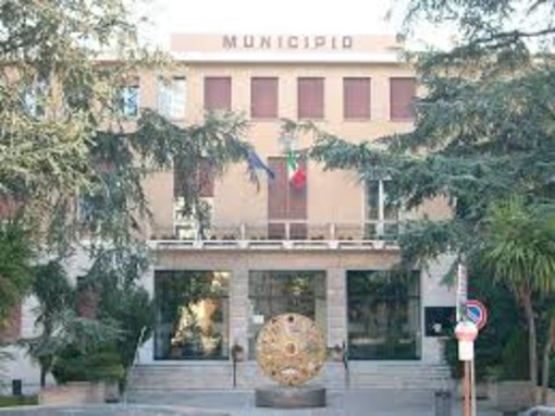 Bando da 12,5 milioni per area di crisi complessa: se ne parla a Vado Ligure Bando da 12,5 milioni per area di crisi complessa: se ne parla a Vado Ligure