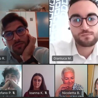 Università degli Studi di Genova: premiati gli studenti del corso di marketing del Dipartimento di Economia della professoressa Buratti