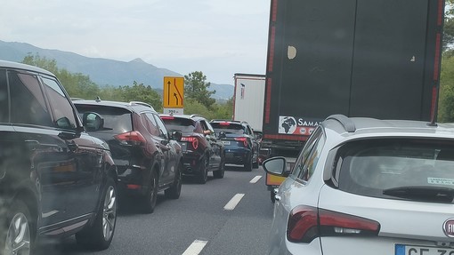 Ponte del 2 giugno, stop ai cantieri su A10 e A6: le riaperture dal pomeriggio di venerdì 29 maggio