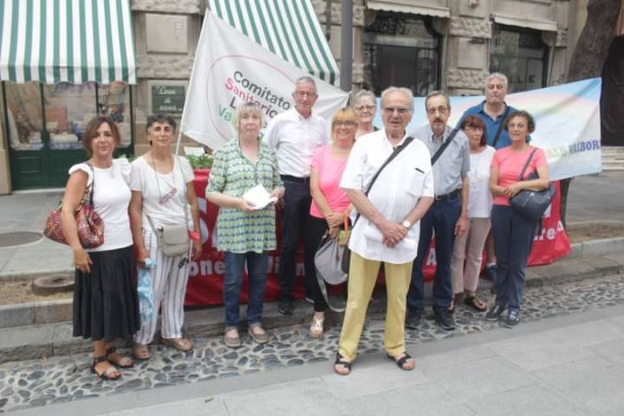 Manifestazione per la sanità pubblica, anche Cairo in Comune in piazza a Savona Manifestazione per la sanità pubblica, anche Cairo in Comune in piazza a Savona