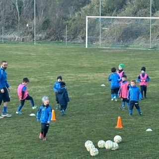 Dego, il campo sportivo rinasce dopo l'alluvione con le voci gioiose dei bambini
