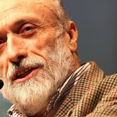 Addio a Carlo Petrini, il fondatore di Slow Food. Monica Maroglio: "Carlin ci ha lasciati, ma solo fisicamente... Sarà sempre con noi" Addio a Carlo Petrini, il fondatore di Slow Food. Monica Maroglio: "Carlin ci ha lasciati, ma solo fisicamente... Sarà sempre con noi"