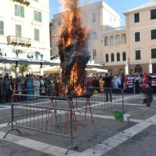 Savona, Cunfögu celebrato in forma ridotta e a porte chiuse