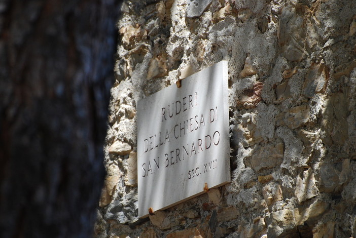 Alassio celebra San Bernardo e progetta il restauro della chiesetta