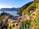 Turismo: tutto esaurito per il ponte a Genova e alle Cinque Terre, la Liguria riempie il 70 %delle strutture Turismo: tutto esaurito per il ponte a Genova e alle Cinque Terre, la Liguria riempie il 70 %delle strutture