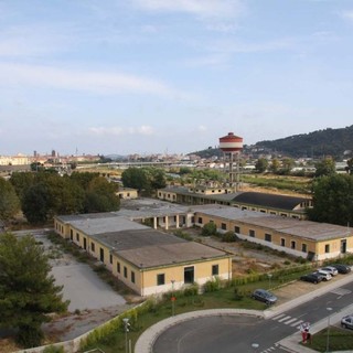 “Nessun profugo in arrivo alla caserma Piave. Prima di creare allarmismo basterebbe informarsi” il sindaco di Albenga Giorgio Cangiano fa chiarezza